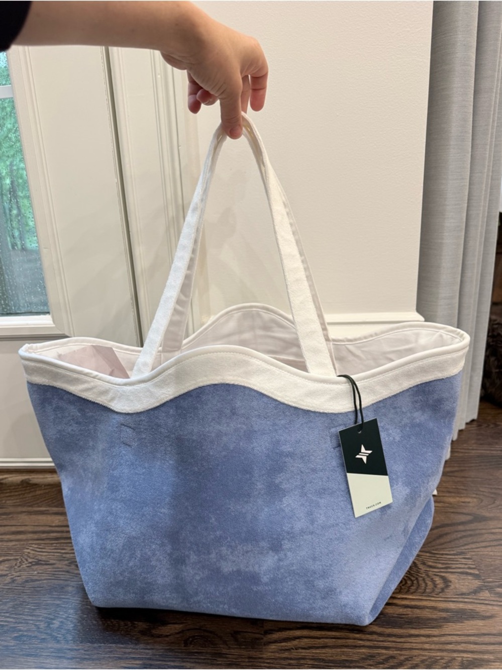 TUCKERNUCK ACCESSORIES Blue & White Terrycloth August Tote Beach Bag - NWT - Picture 5 of 11